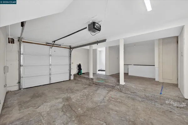 a view of a garage