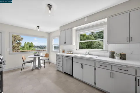 $639,000 | 444 Edwards Street, Crockett, CA 94525