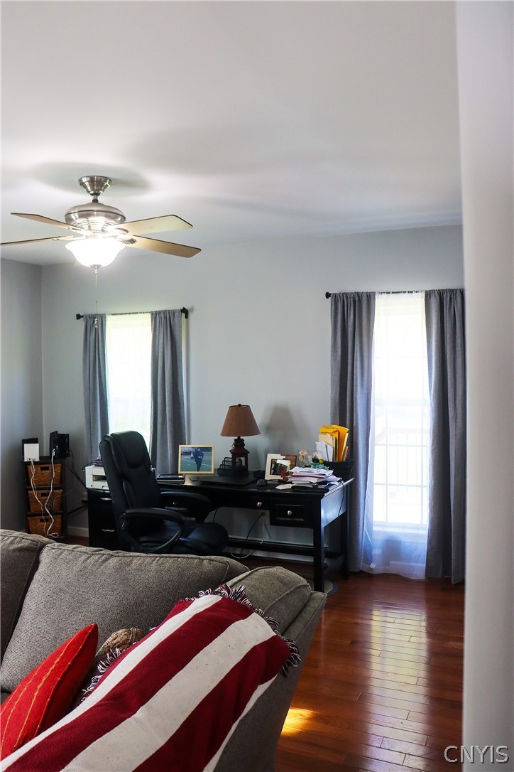 1076 Curtiss Road Camden, NY 13316 - Photo 11 of 25 Living Room
