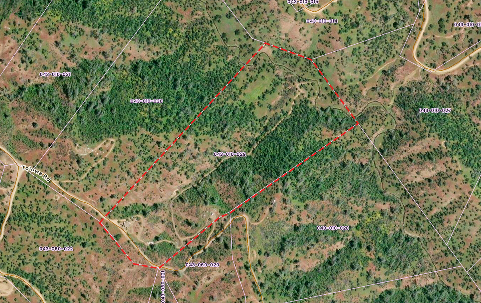 215 Tolowa Road Igo, CA 96047 - Photo 1 of 19 Parcel map