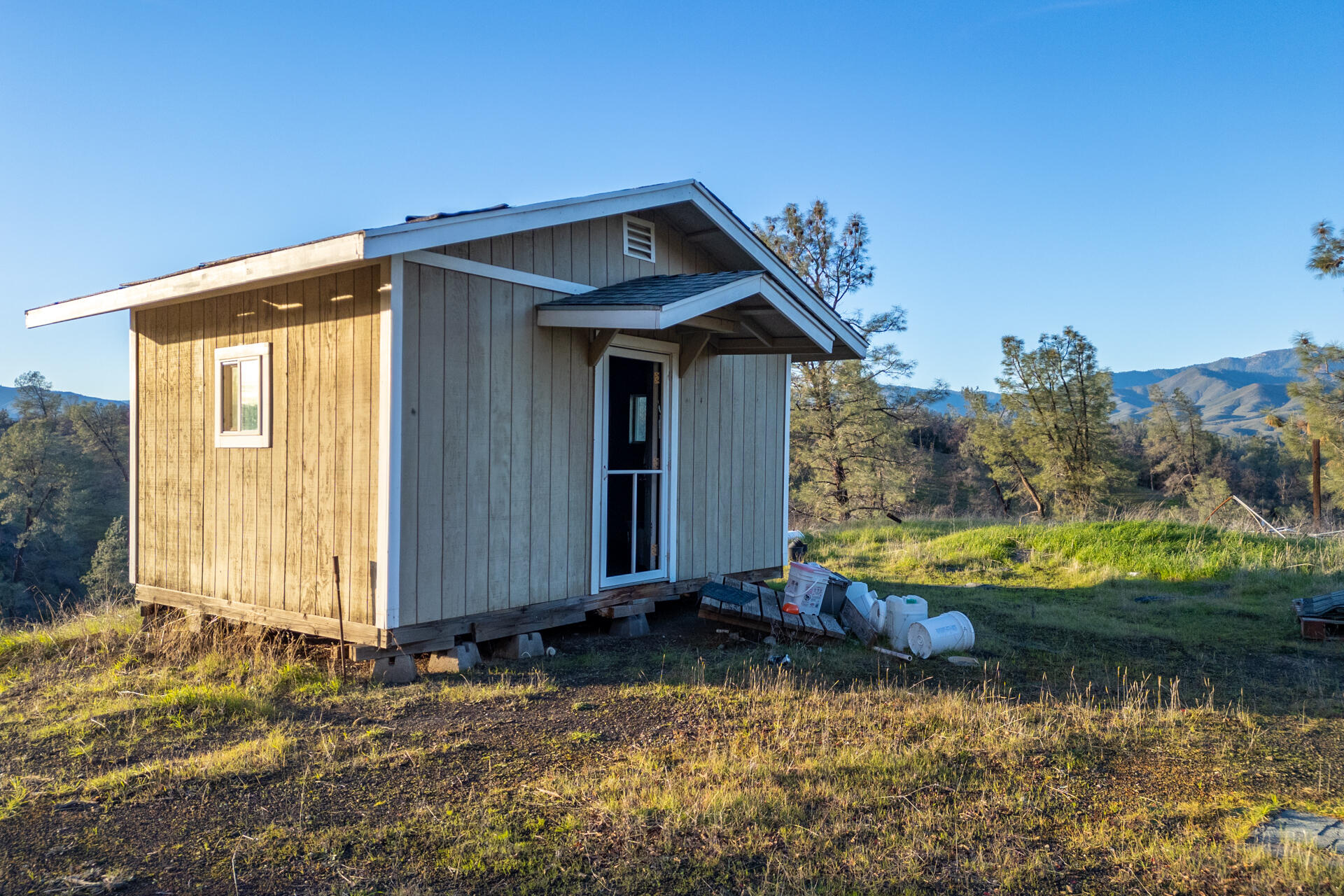 215 Tolowa Road Igo, CA 96047 - Photo 14 of 19 DJI_0981-HDR