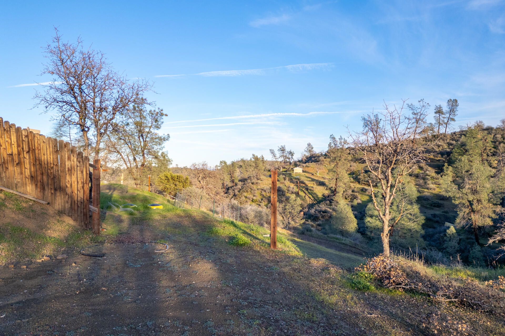215 Tolowa Road Igo, CA 96047 - Photo 3 of 19 DJI_0006-HDR