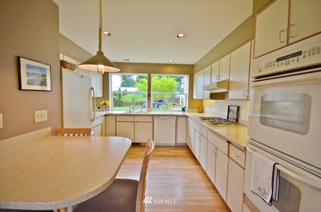 3804 Ridgeway Place Bremerton, WA 98312 - Photo 10 of 15 Gallery Image 10