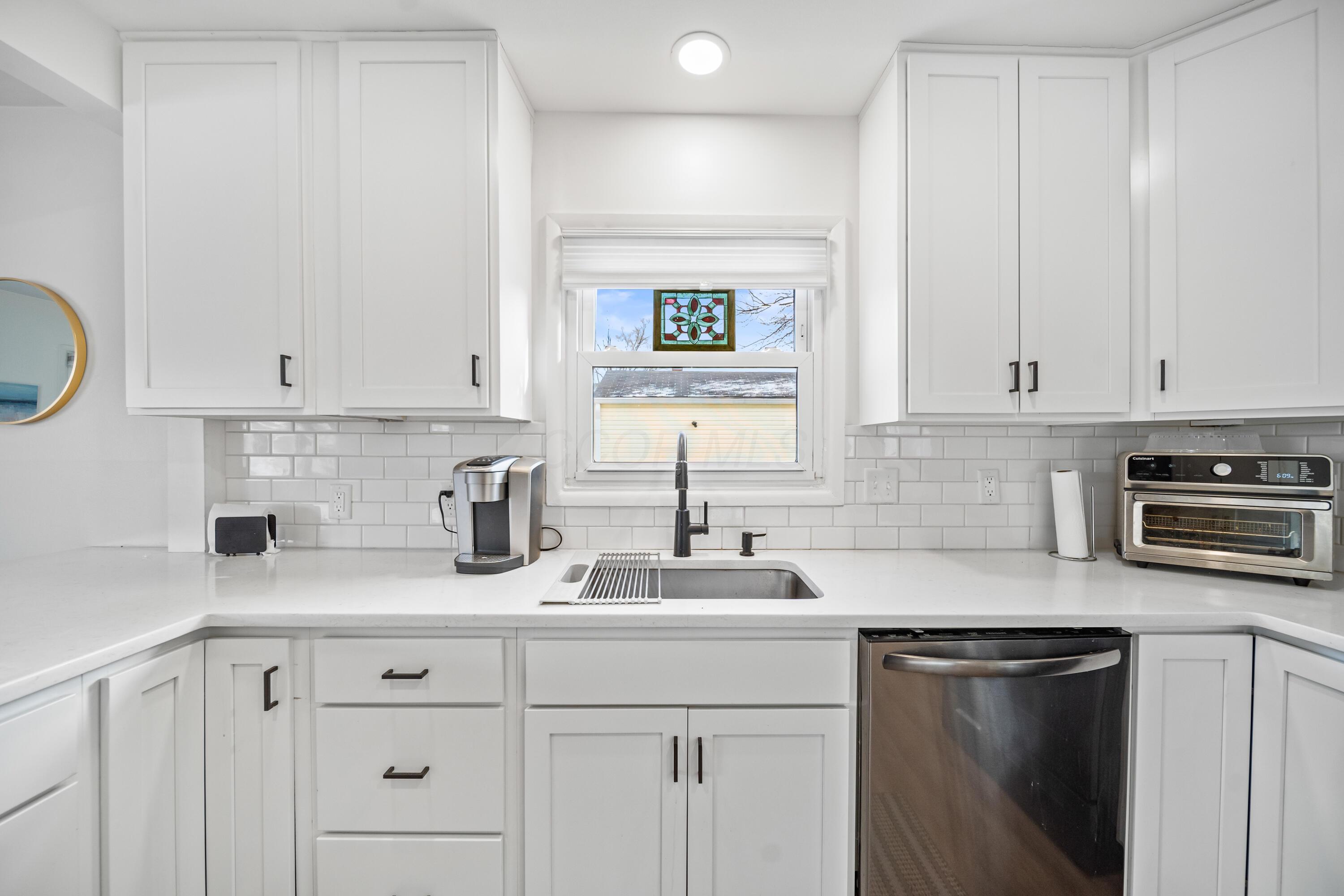 2981 Templeton Road Columbus, OH 43209 - Photo 15 of 50 18-print-DSC08814-2