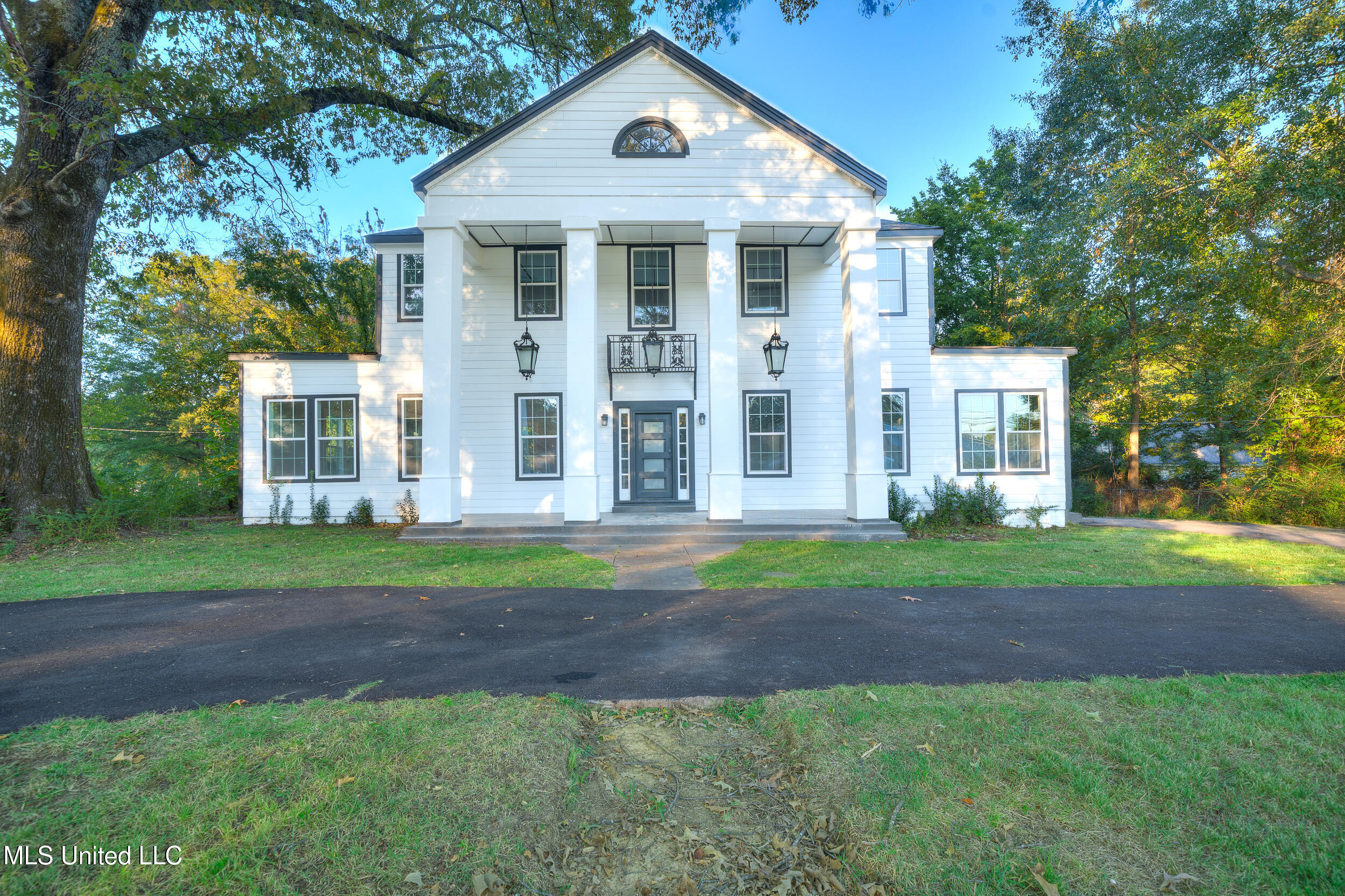 586 Central Ave Coldwater Ext-1