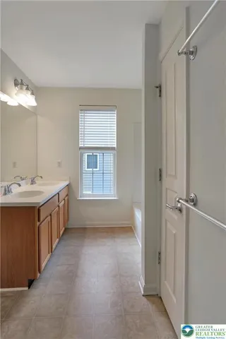 $2,100 | 8408 Saylor Court, Breinigsville, PA 18031