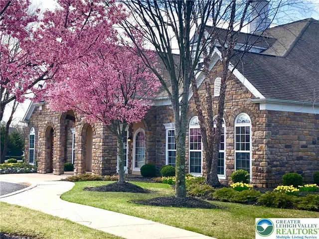 $2,100 | 8408 Saylor Court, Breinigsville, PA 18031