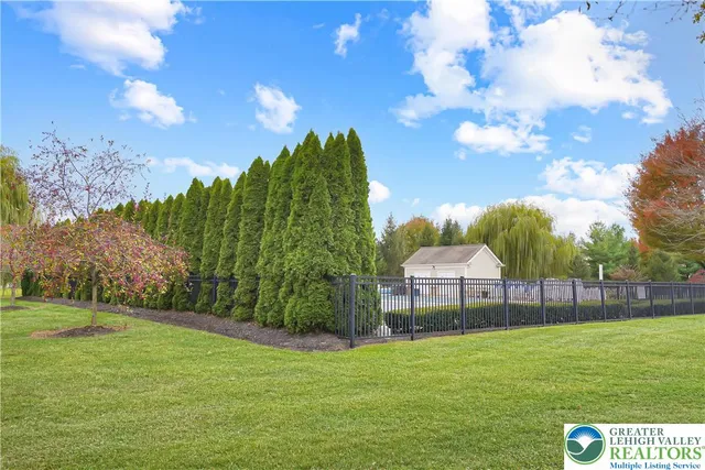 $2,100 | 8408 Saylor Court, Breinigsville, PA 18031