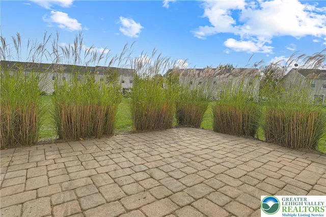 $2,100 | 8408 Saylor Court, Breinigsville, PA 18031