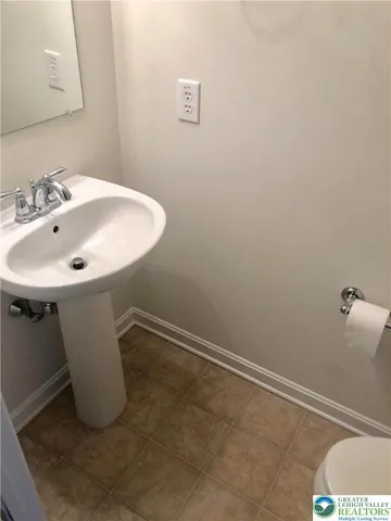 $2,100 | 8408 Saylor Court, Breinigsville, PA 18031