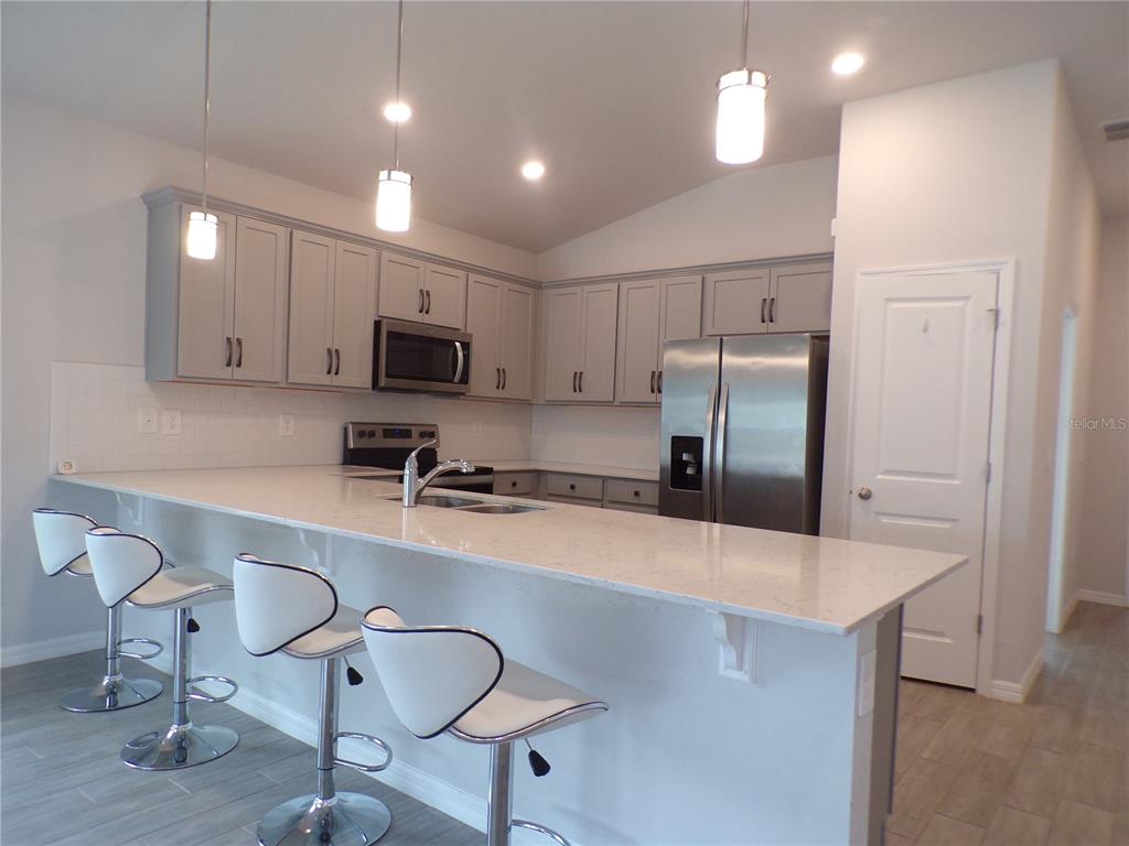 25442 Colon Drive Punta Gorda, FL 33983 - Photo 4 of 34