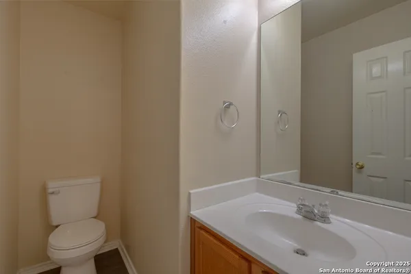 $1,595 | 9006 Clearwood Pth, Universal City, TX 78148