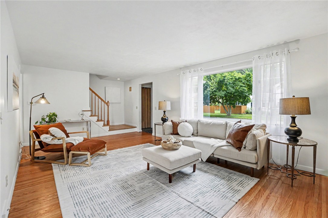 160 Chadwell Road Irondequoit, NY 14609 - Photo 5 of 30