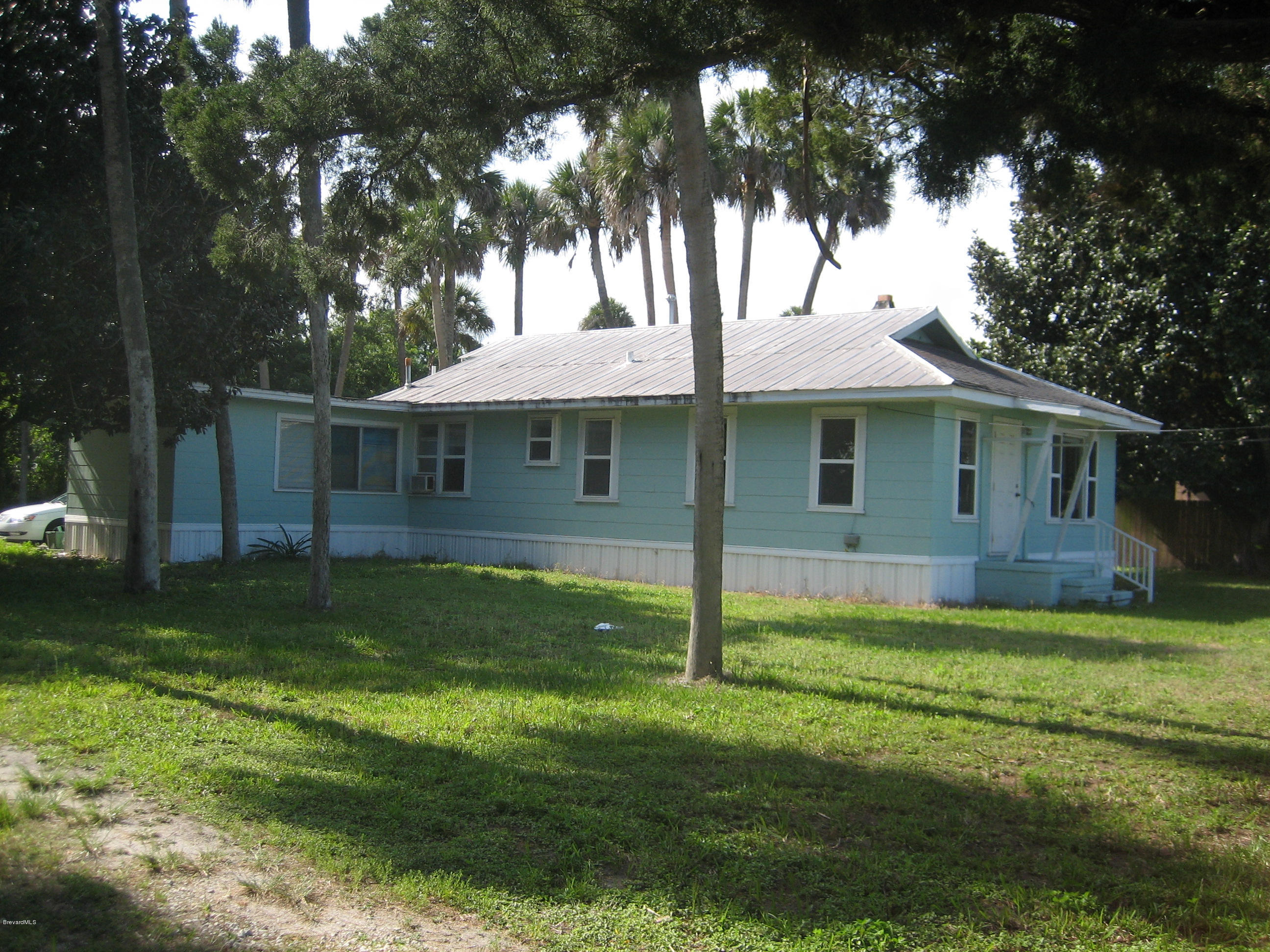 551 North Range Road Cocoa, FL 32926 - Photo 2 of 18 IMG_5304