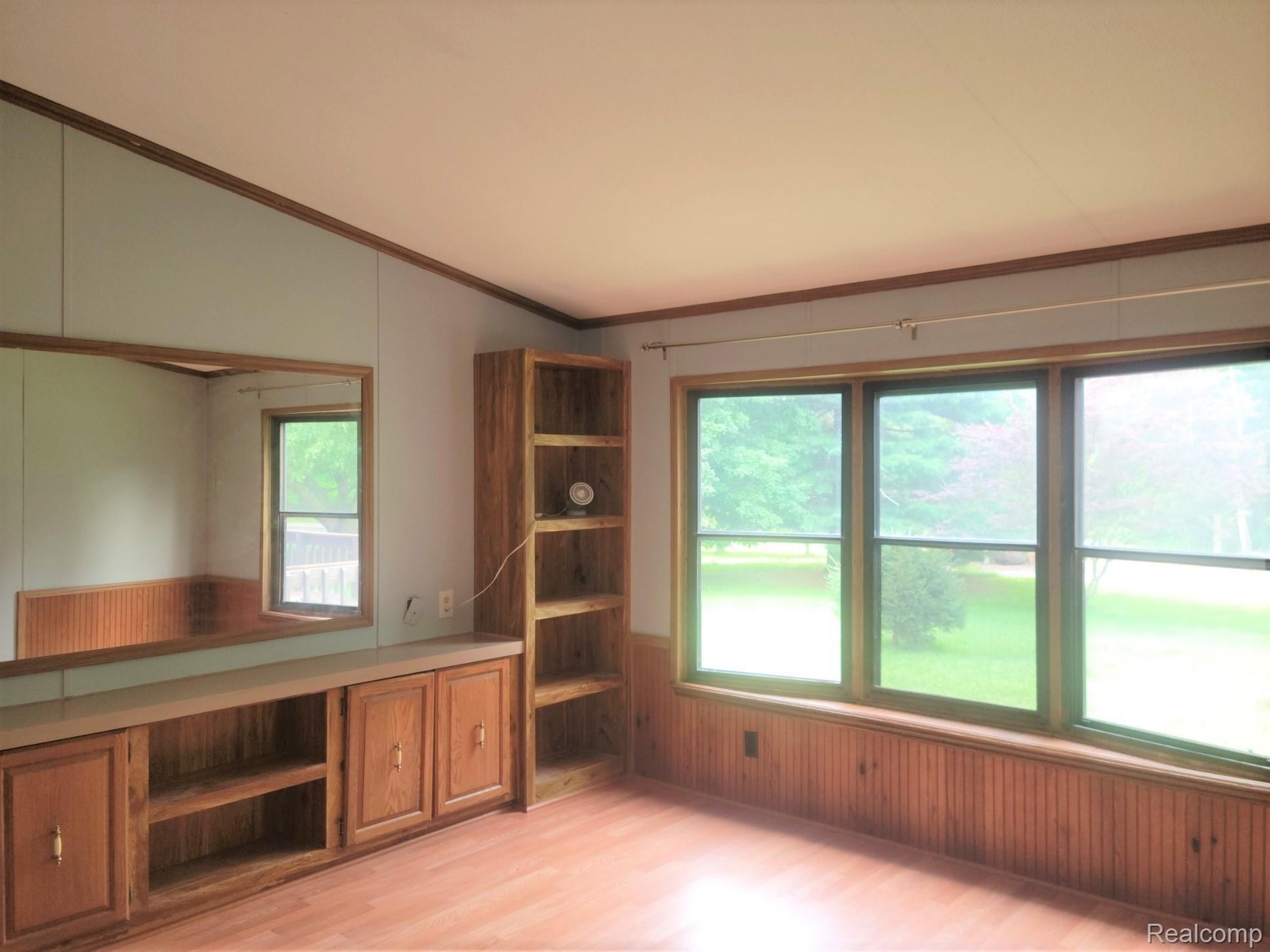 3470 Patterson Lk Road Pinckney, MI 48169 - Photo 31 of 41 petty off.jpg