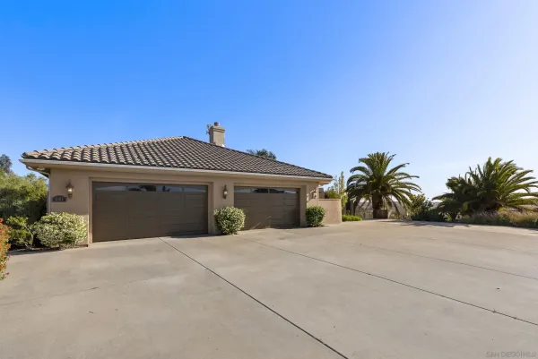 $2,400,000 | 1403 Chariot Court, Bonsall, CA 92003