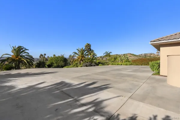 $2,400,000 | 1403 Chariot Court, Bonsall, CA 92003