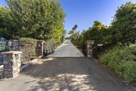 $2,400,000 | 1403 Chariot Court, Bonsall, CA 92003