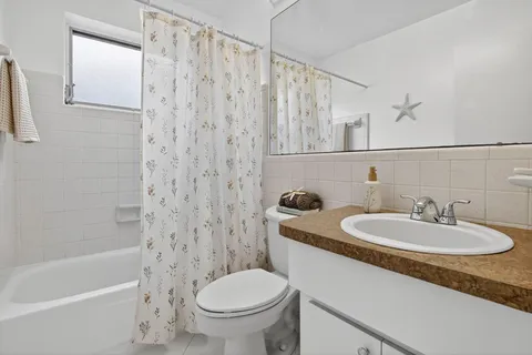 $288,900 | 4305 Northwest 49th Drive, Tamarac, FL 33319