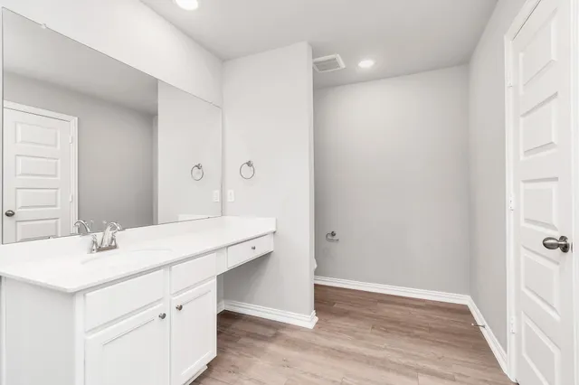 a view of an outdoor space and a yard