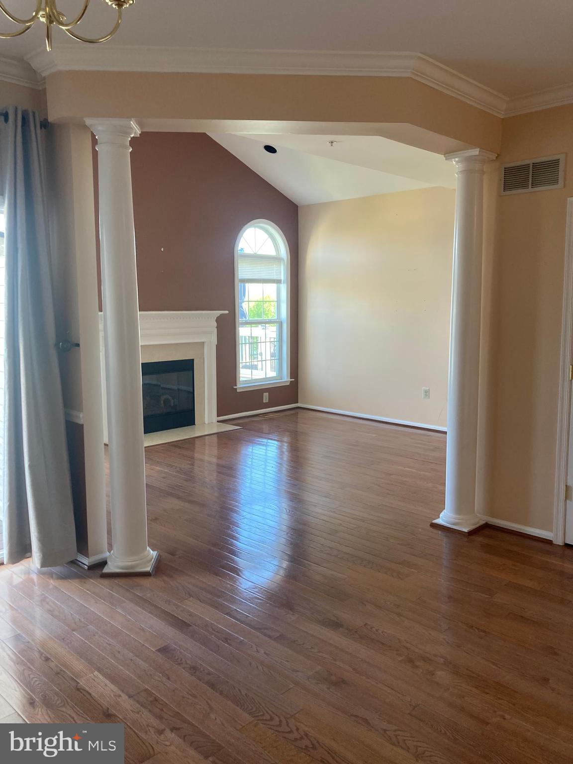 118 Madison Way Downingtown, PA 19335 - Photo 2 of 35
