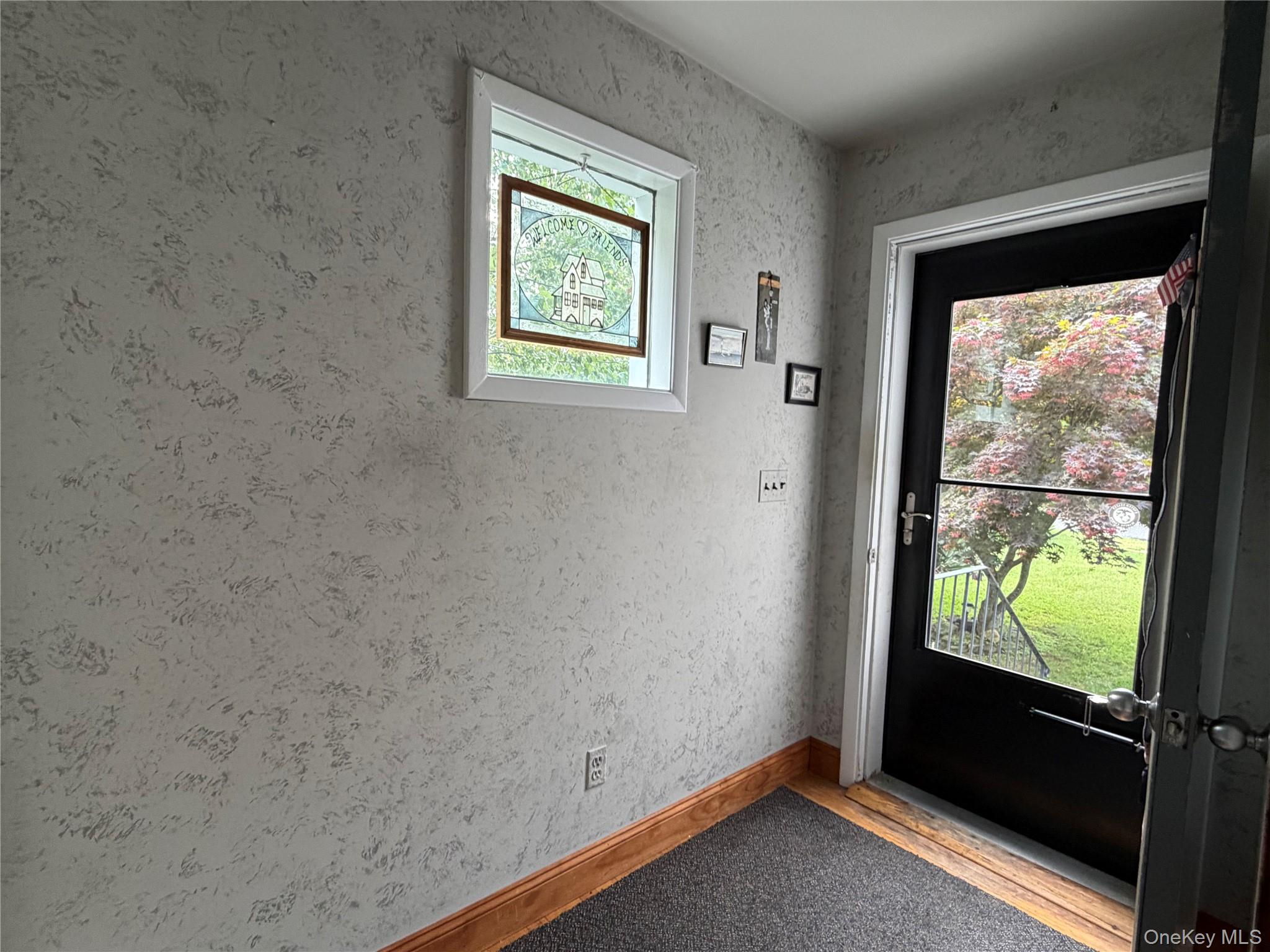 59 Ridge Road Rocky Point, NY 11778 - Photo 6 of 16 Gallery Image 6