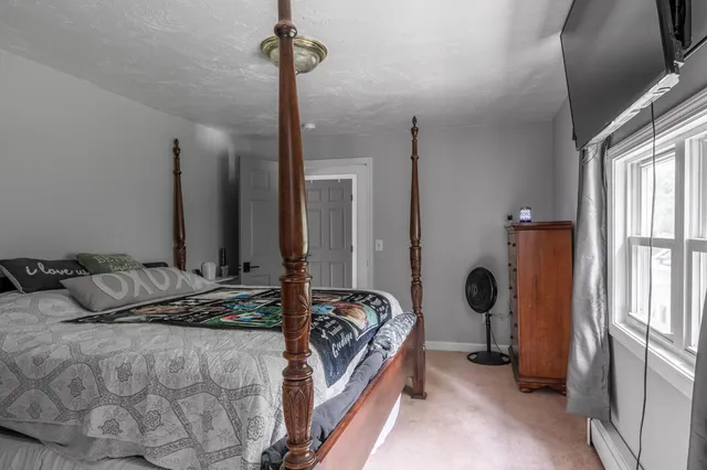 $399,999 | 230 West Old Main Road, Lowell, ME 04493