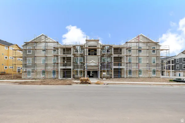 $354,900 | 6688 Twin Rocks Lane, Unit C304, Herriman, UT 84096