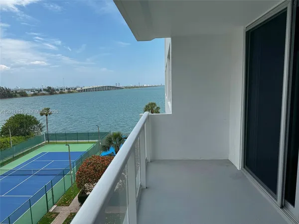 $1,925 | 3301 Northeast 5th Avenue, Unit 512, Miami, FL 33137