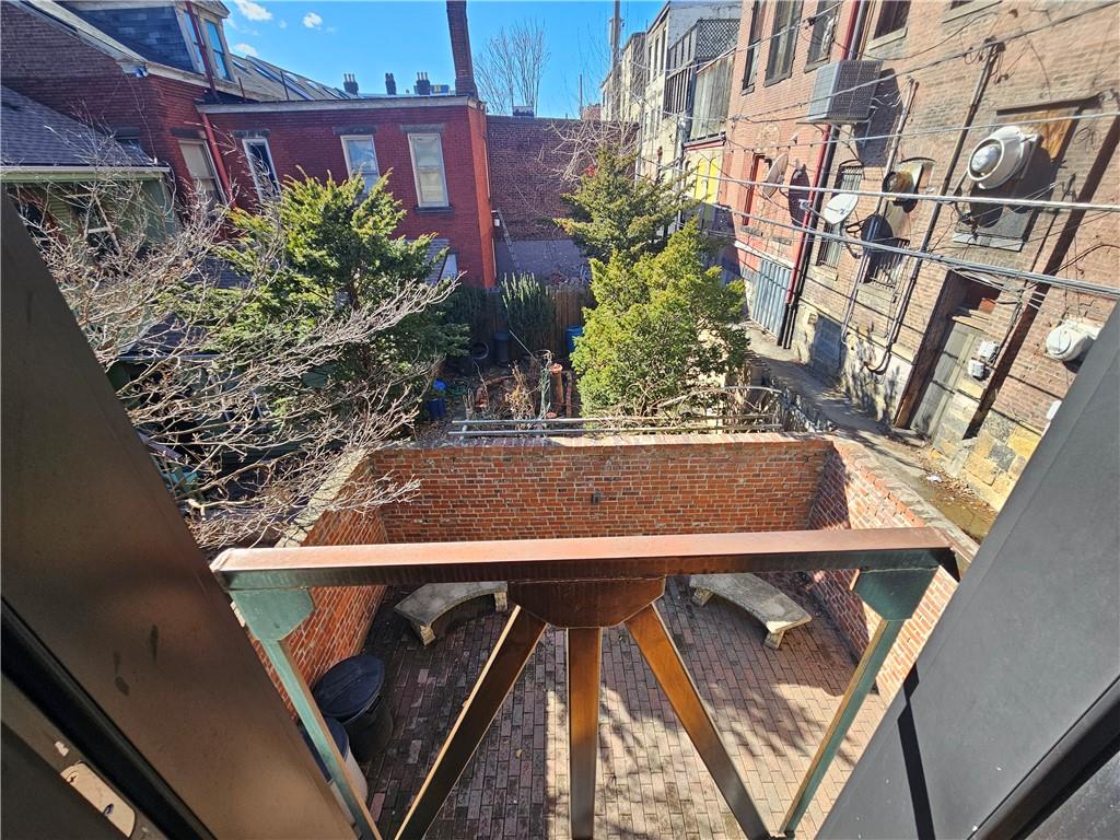 607 Middle Street Pittsburgh, PA 15212 - Photo 29 of 47 Main bedroom overlooks the courtyard.