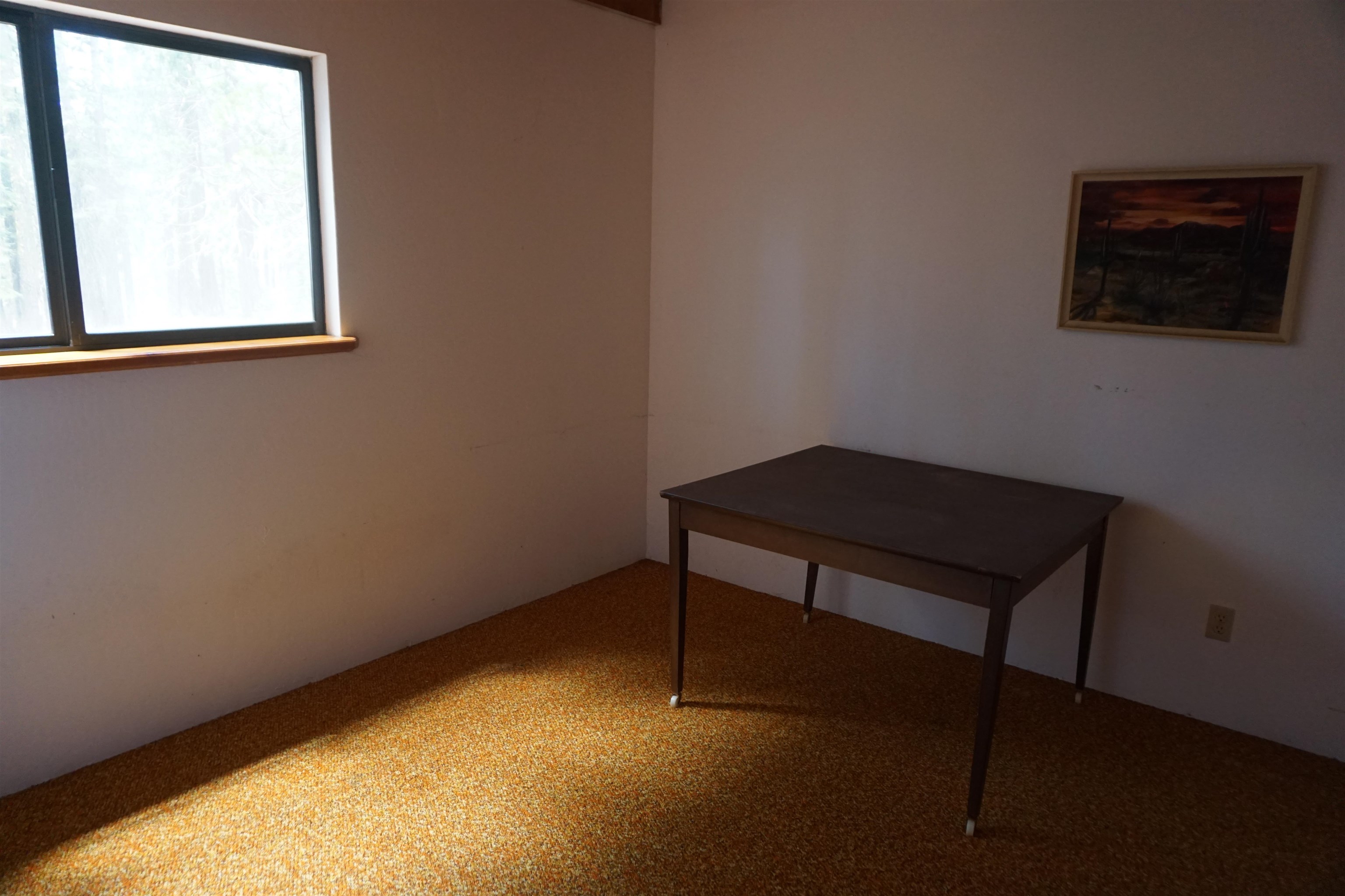 1334 Highlands Road Quincy, CA 95971 - Photo 9 of 47 a small space with a window