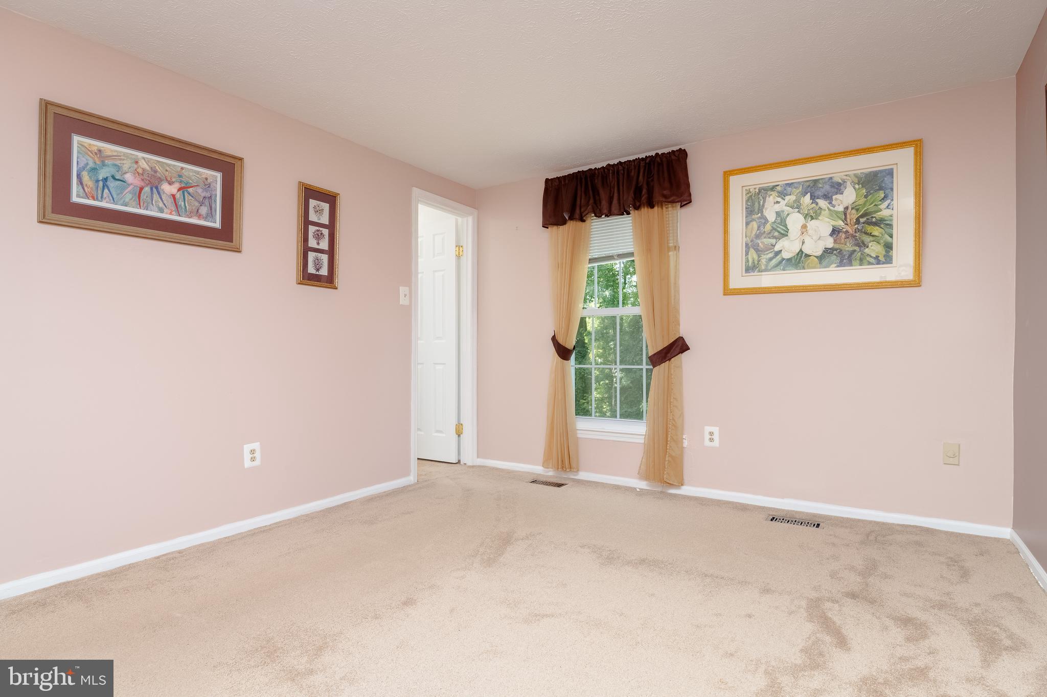 52 Yew Road Baltimore, MD 21221 - Photo 17 of 50