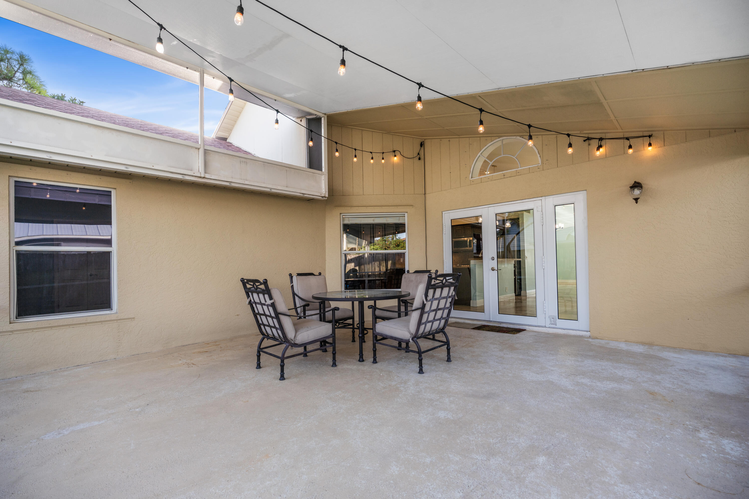 6118 Pompano Street Jupiter, FL 33458 - Photo 33 of 43 DSC03191