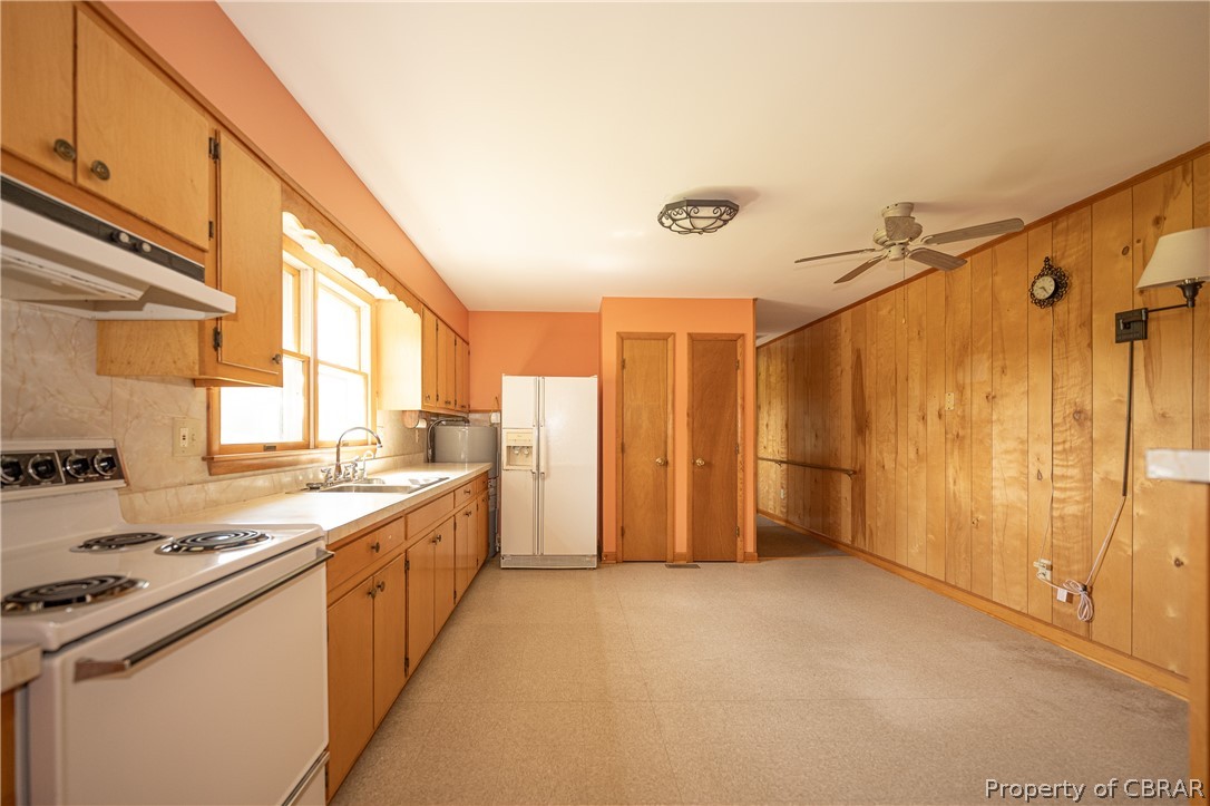 375 Beach Road White Stone, VA 22578 - Photo 7 of 19 Gallery Image 7