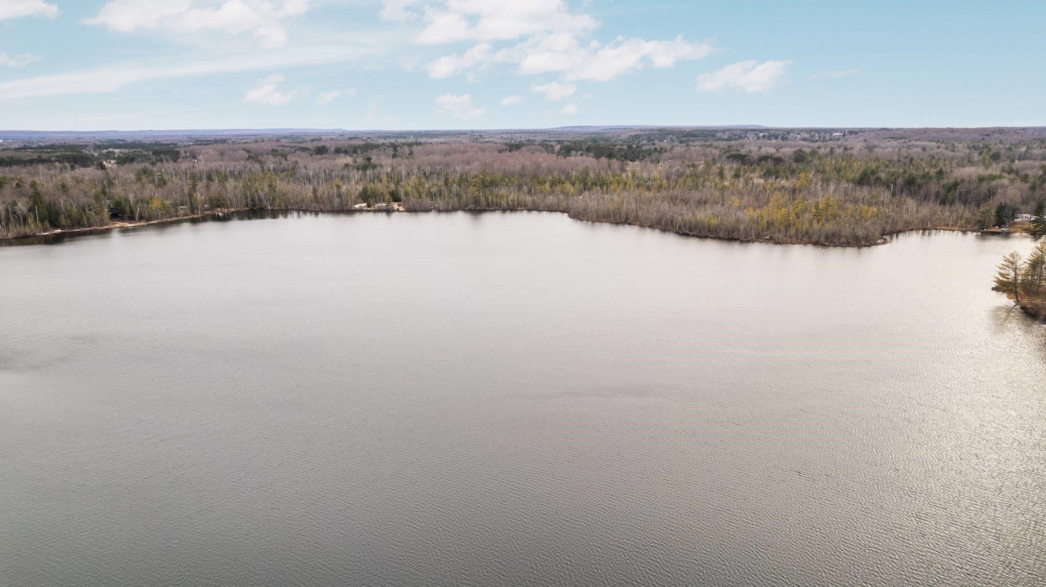 10513 Wildwood Road Interlochen, MI 49643 - Photo 11 of 26 1931978-426dd1eb-88a0-4cc9-afb0-e89e0fb66af0.JPG