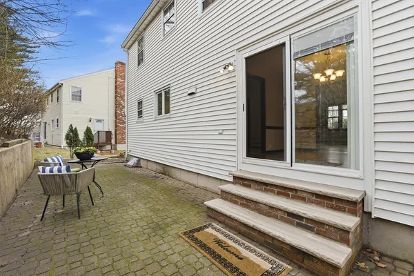 $4,600 | 17 Circle Road, Lexington, MA 02420