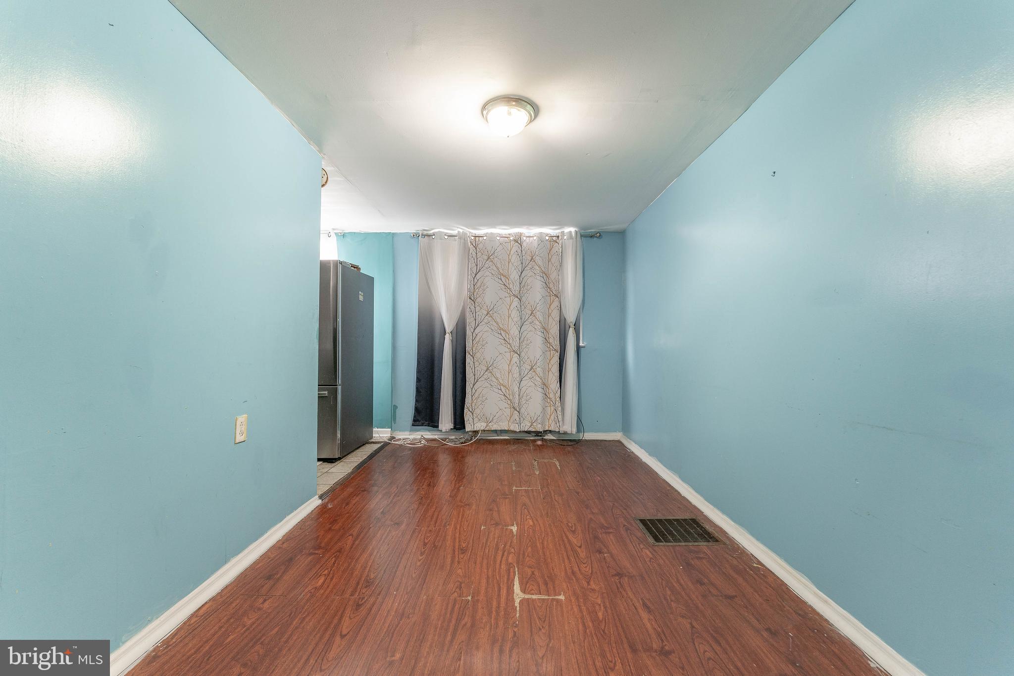 234 Spring Valley Road Darby, PA 19023 - Photo 9 of 27 Dining Room