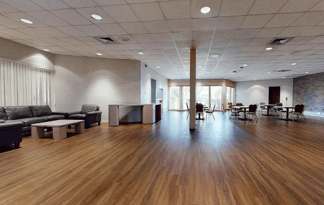 $239,000 | 3700 Capri Court, Unit 206, Glenview, IL 60025