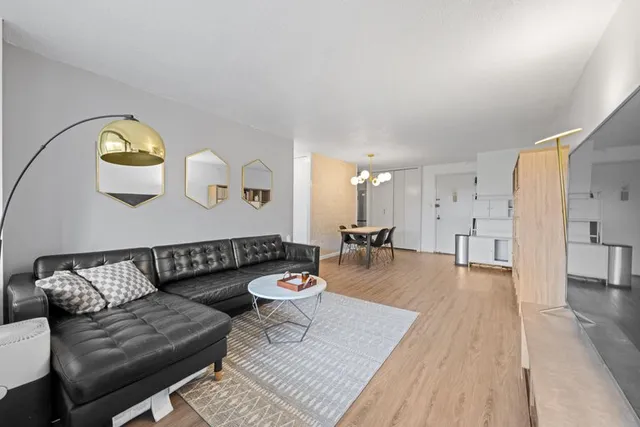 $749,000 | 333 Pearl Street, Unit 6M | Financial District