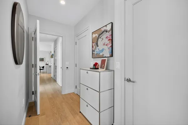 $9,800 | 135 Seaport Boulevard, Unit 2001, Boston, MA 02210