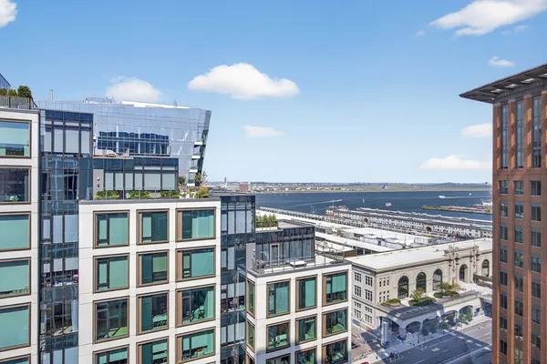 $9,800 | 135 Seaport Boulevard, Unit 2001, Boston, MA 02210