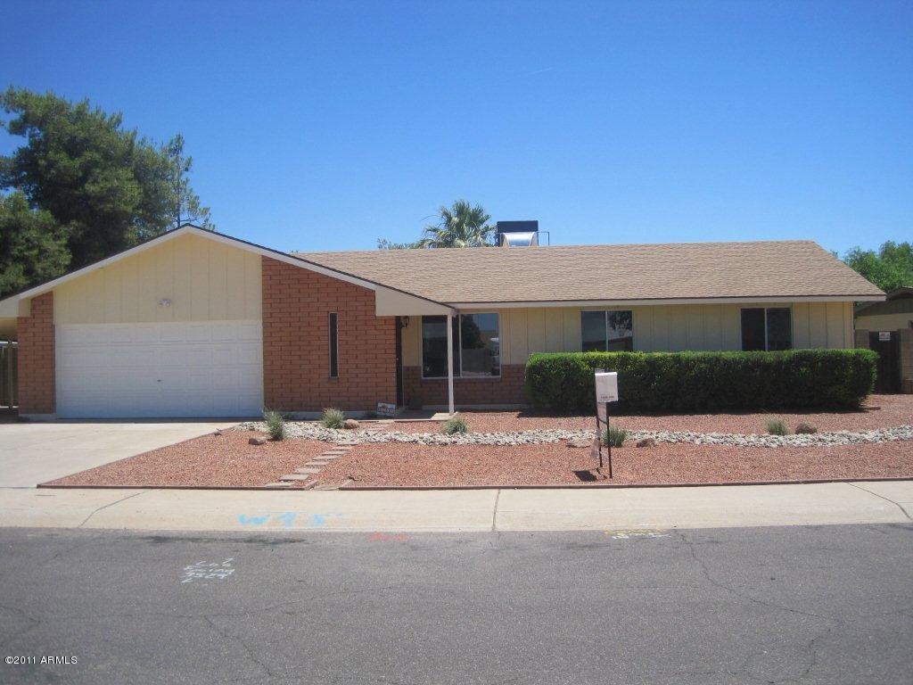 3529 West Shangri-la Road Phoenix, AZ 85029 - Photo 1 of 10 Shangri La Front View - new landscaping