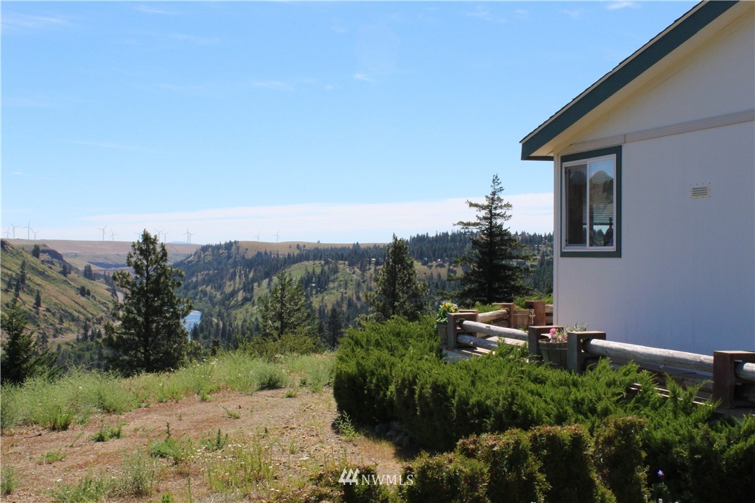 8710 Thorp Prairie Road Cle Elum, WA 98922 - Photo 13 of 15 Gallery Image 13