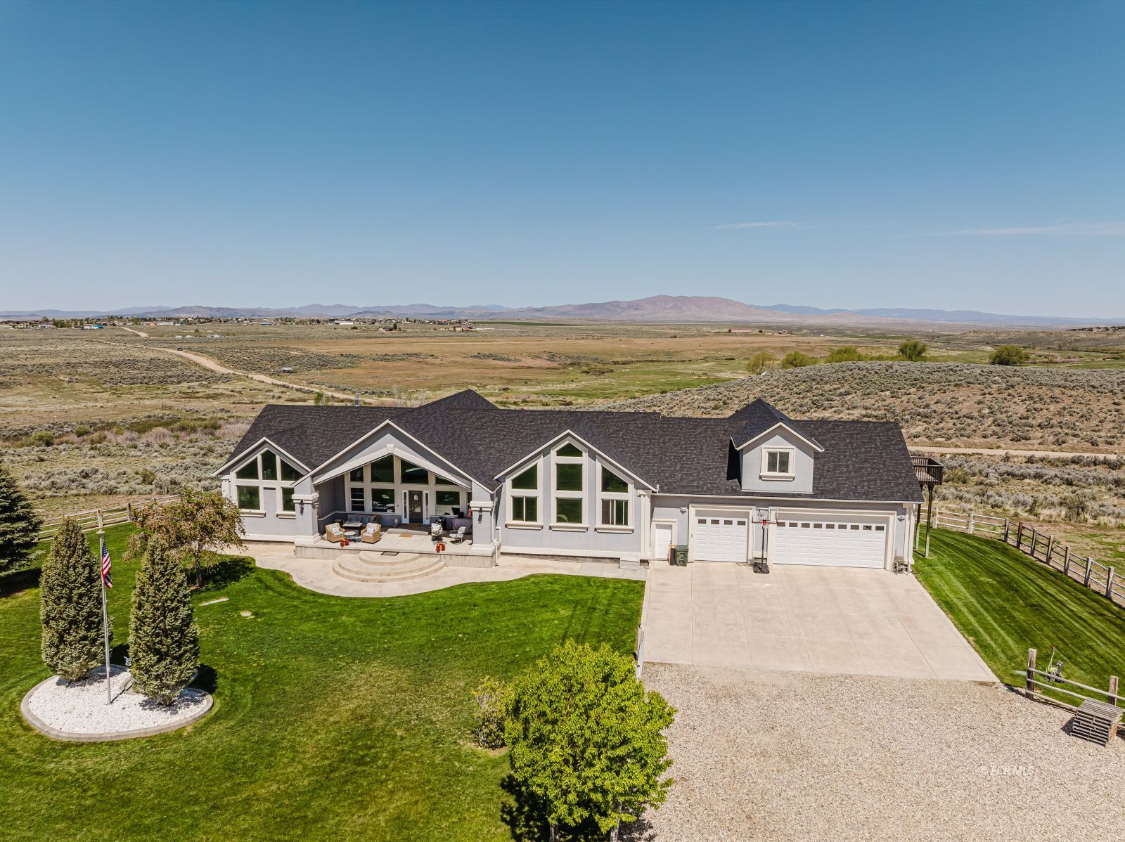2520 Hog Tommy Road Lamoille, NV 89828 - Photo 2 of 50