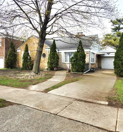 $398,000 | 5020 Pratt Avenue, Skokie, IL 60077