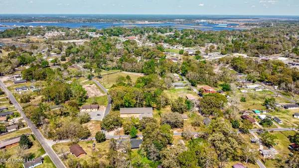 $6,900 | Nhn Pearl Avenue, Moss Point, MS 39563