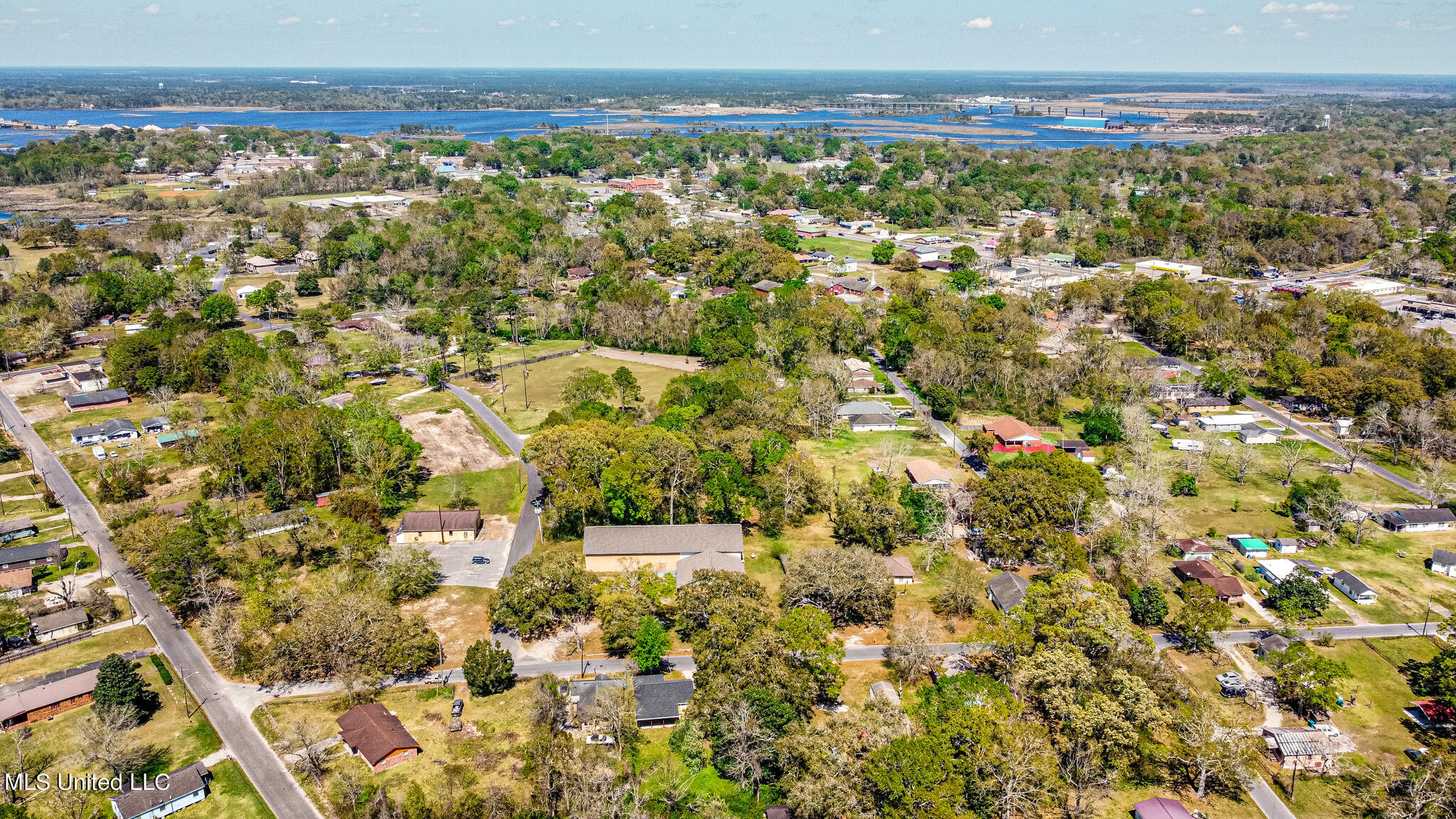 Nhn Pearl Avenue Moss Point, MS 39563 - Photo 6 of 11 RemoteMediaFile_6554391_0_2022_03_28_14_