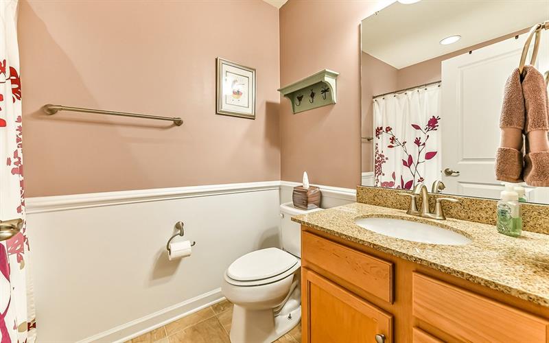 512 Rosecliff Road Wexford, PA 15090 - Photo 17 of 25 Gallery Image 17