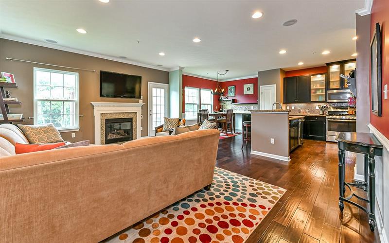 512 Rosecliff Road Wexford, PA 15090 - Photo 3 of 25 Gallery Image 3
