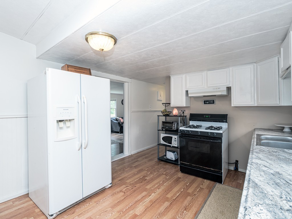 120 Hazen Road Shirley, MA 01464 - Photo 17 of 36 Gallery Image 17